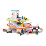 Garaj din lemn cu lift pe 3 nivele  Set parcare si gara pentru trenulete cu masinute si Heliport